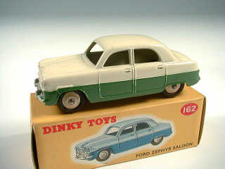 Lot 710 - DINKY TOYS (GB) (1)