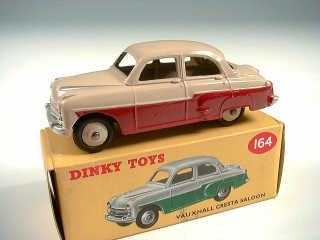 Lot 712 - DINKY TOYS GB (1)