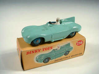 Lot 739 - DINKY TOYS GB (1)