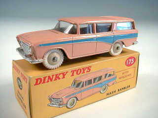 Lot 719 - DINKY TOYS (GB) (1)