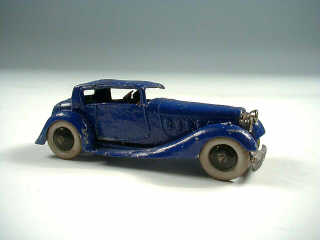 Lot 671 - DINKY TOYS GB (1)