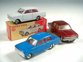 Lot 761 - DINKY TOYS (GB) (3)