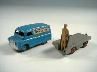 Lot 551 - DINKY TOYS GB (2)