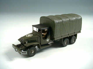 Lot 831 - DINKY TOYS FRANCE (1)