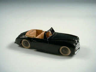 Lot 359 - DINKY TOYS (FRANCE) (1)