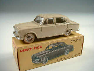 Lot 378 - DINKY TOYS FRANCE (1)