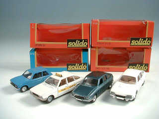 Lot 613 - SOLIDO (4)