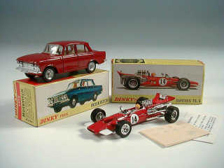 Lot 435 - DINKY TOYS FRANCE (2)