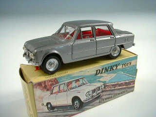 Lot 415 - DINKY TOYS FRANCE (1)