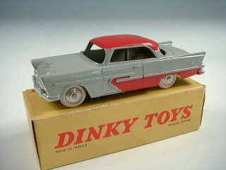 Lot 386 - DINKY TOYS (FRANCE) (1)