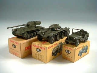 Lot 838 - DINKY TOYS (FRANCE) (3)