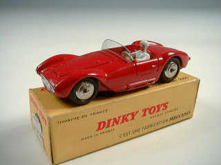 Lot 451 - DINKY TOYS FRANCE (1)