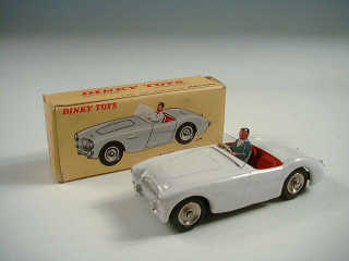 Lot 453 - DINKY TOYS FRANCE (1)