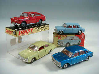 Lot 778 - DINKY TOYS (GB) (4)