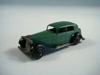 Lot 672 - DINKY TOYS GB (1)