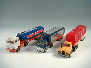 Lot 517 - CORGI TOYS (GB) (3)