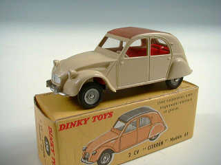 Lot 338 - DINKY TOYS FRANCE (1)