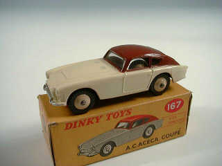 Lot 771 - DINKY TOYS (GB) (1)