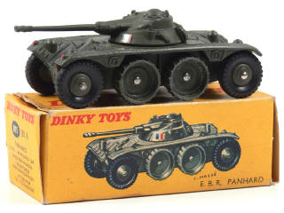 Lot 140 - DINKY TOYS (FRANCE) (1)