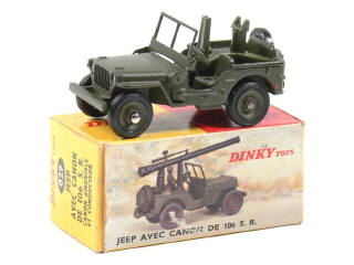 Lot 330 - DINKY TOYS (FRANCE) (1)