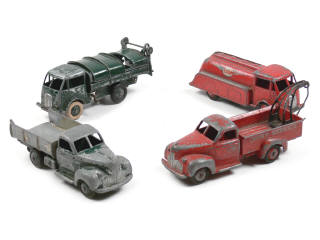Lot 393 - DINKY TOYS (FRANCE) (4)