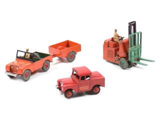 Lot 434 - DINKY TOYS (GB) (4)