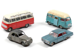 Lot 400 - DINKY TOYS (FRANCE) (4)