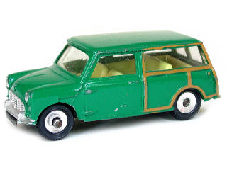 Lot 104 - DINKY TOYS GB (1)