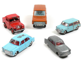 Lot 252 - DINKY TOYS (GB) (5)