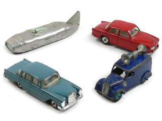 Lot 244 - DINKY TOYS (GB) (4)