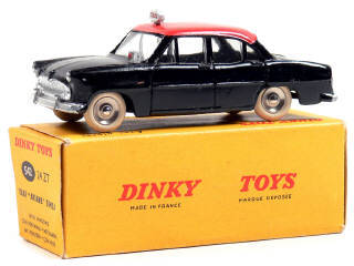 Lot 109 - DINKY TOYS (FRANCE) (1)