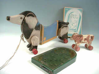 Lot 821 - DIVERS (3)
