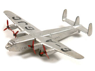 Lot 619 - DINKY TOYS (GB) (1)