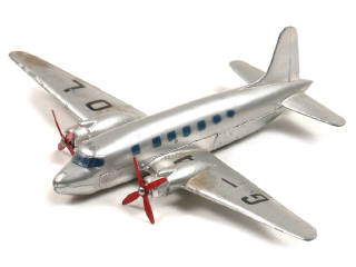 Lot 621 - DINKY TOYS (GB) (1)