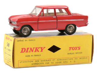 Lot 268 - DINKY TOYS (FRANCE) (1)