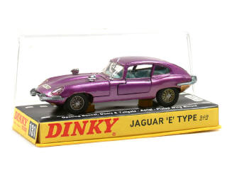 Lot 223 - DINKY TOYS (GB) (1)