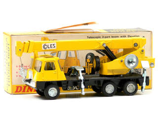 Lot 240 - DINKY TOYS (GB) (1)