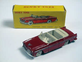 Lot 299 - DINKY TOYS FRANCE (1)