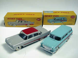 Lot 119 - DINKY TOYS (GB) (2)
