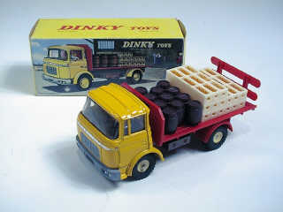 Lot 222 - DINKY TOYS FRANCE (1)