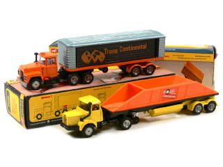 Lot 384 - CORGI TOYS (GB) (2)
