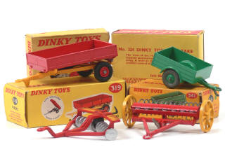 Lot 341 - DINKY TOYS (GB) (4)
