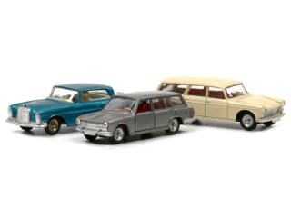 Lot 265 - DINKY TOYS (FRANCE) (3)