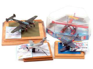 Lot 641 - MINI CLASSIC & EDISON AIR LINE H.F. (4)