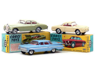 Lot 392 - CORGI TOYS (GB) (3)