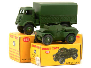 Lot 311 - DINKY TOYS (GB) (2)
