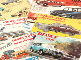 Lot 282 - DINKY TOYS (FRANCE) (6)