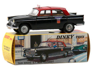 Lot 517 - DINKY TOYS (FRANCE) (1)
