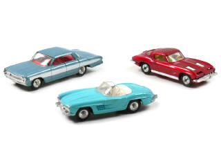 Lot 124 - CORGI TOYS (GB) (3)