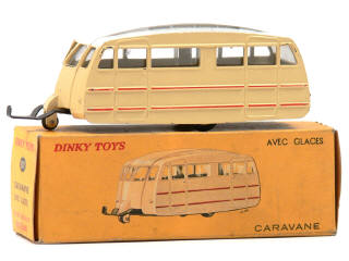 Lot 531 - DINKY TOYS (FRANCE) (1)